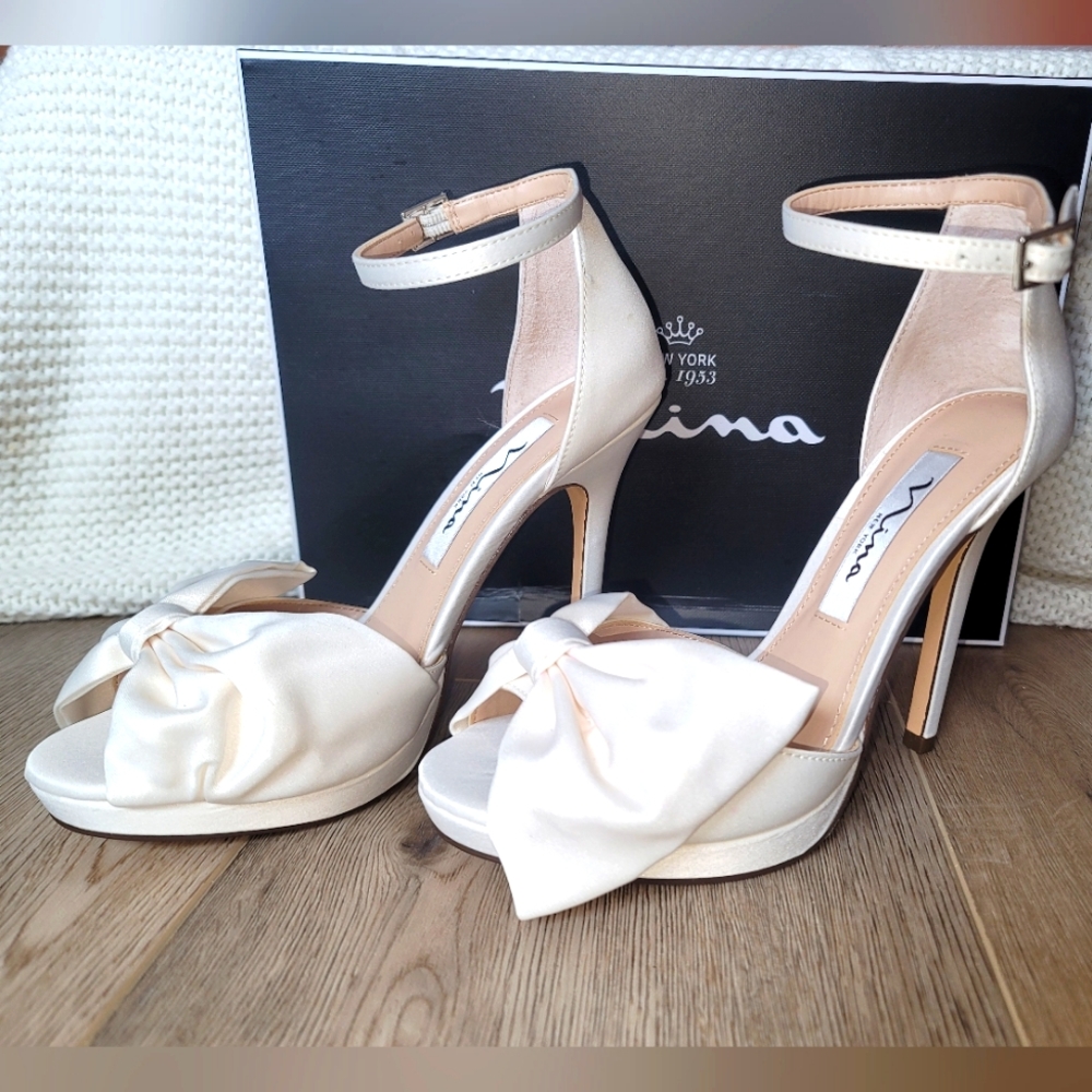 Nina Flosie Bow Stilettos